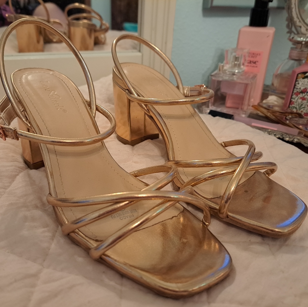 Rose gold chunky heel square toe heels